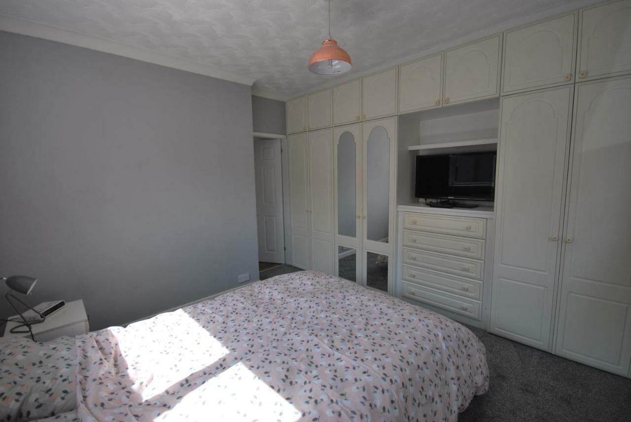 Belle'S Bungalow Cleveleys Exterior photo